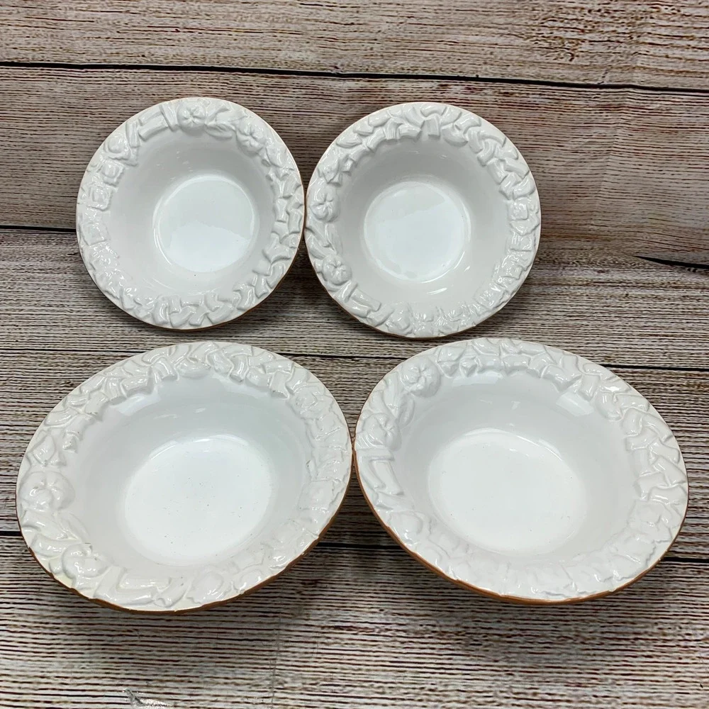 Antica Fornace Pasta Bowls‎ Set of 4 White Embossed Floral Trim Made Italy